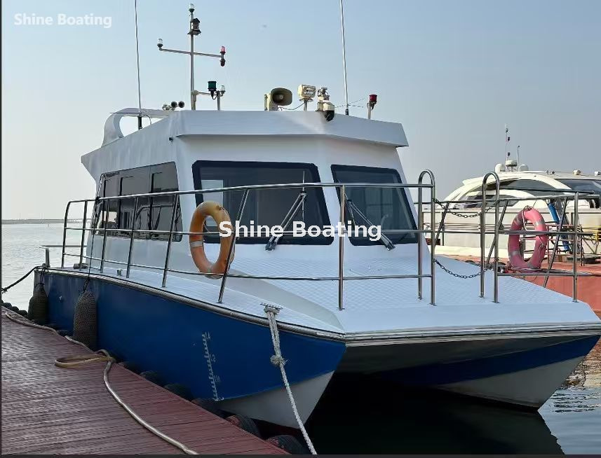 33ft catamaran transport boat (1) Bateau de transport catamaran 33 pieds (1)