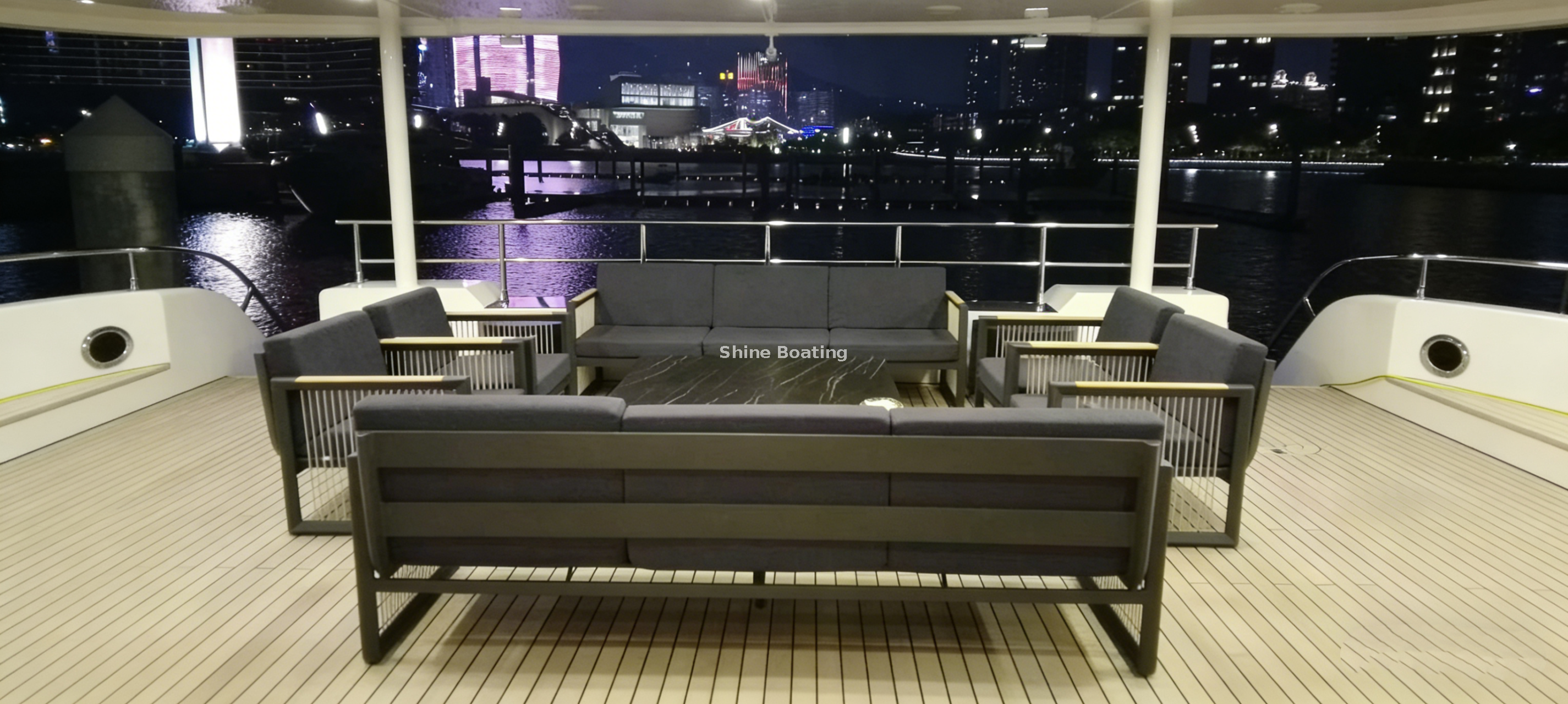 Yacht de luxe de 150 pieds