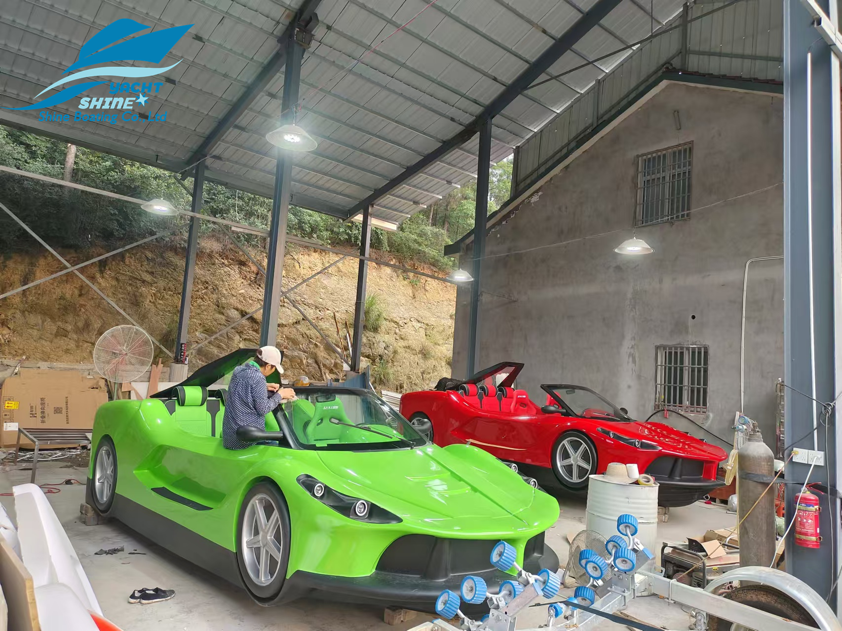 Boat de voiture &agrave; r&eacute;action Ferrari (4)