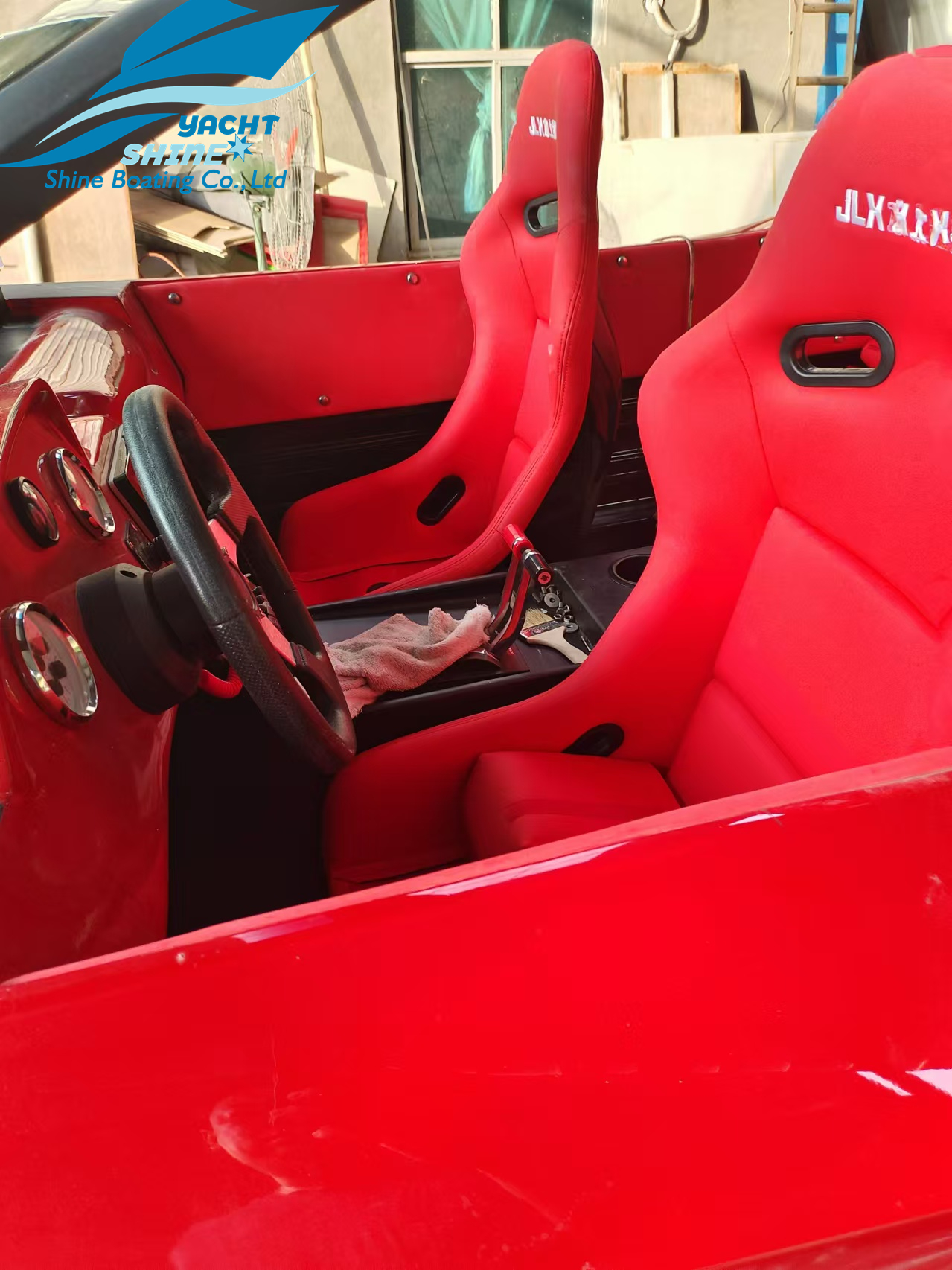 Boat de voiture &agrave; r&eacute;action Ferrari (8)