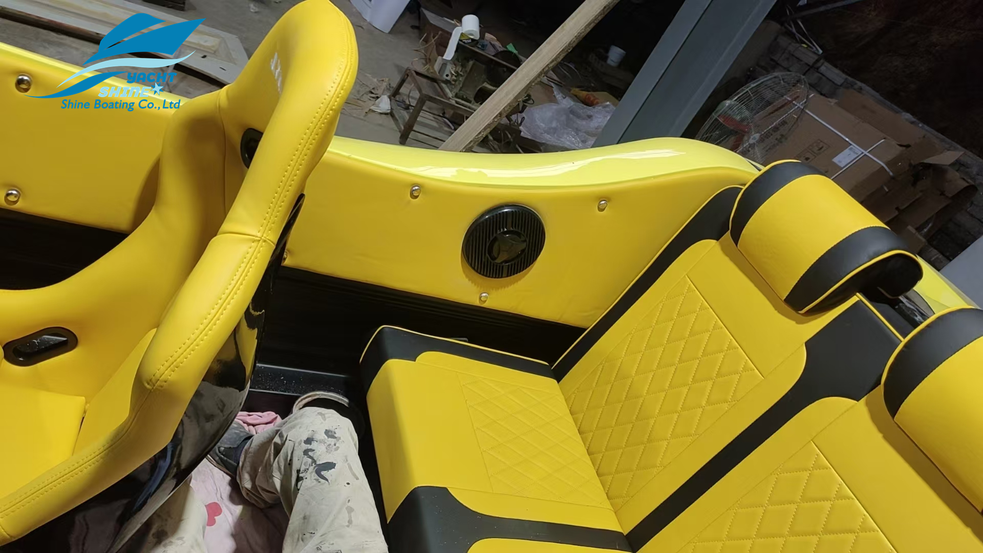 Boat de voiture &agrave; r&eacute;action Ferrari (13)