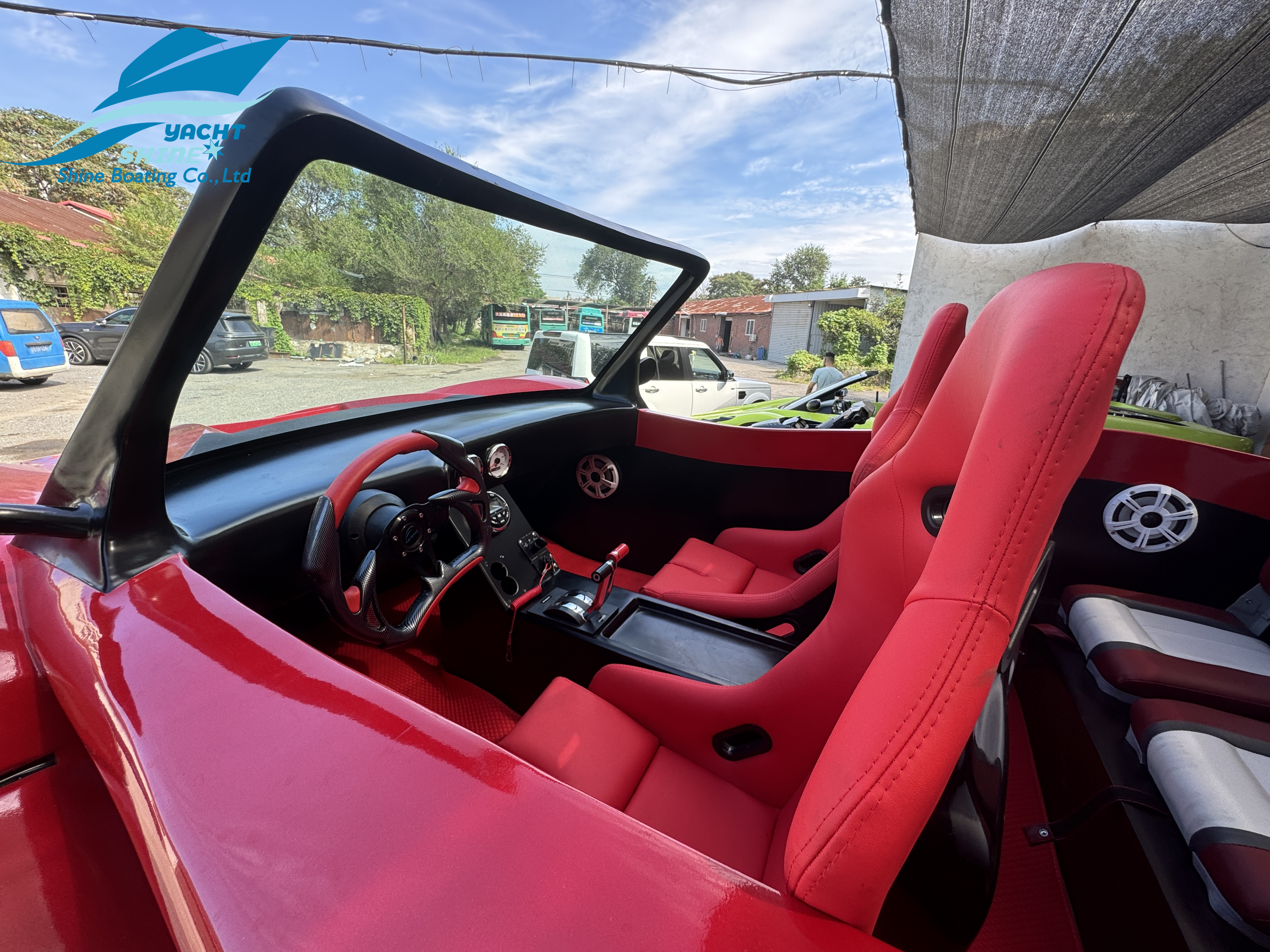 Board de voiture &agrave; r&eacute;action Ferrari (10) 
