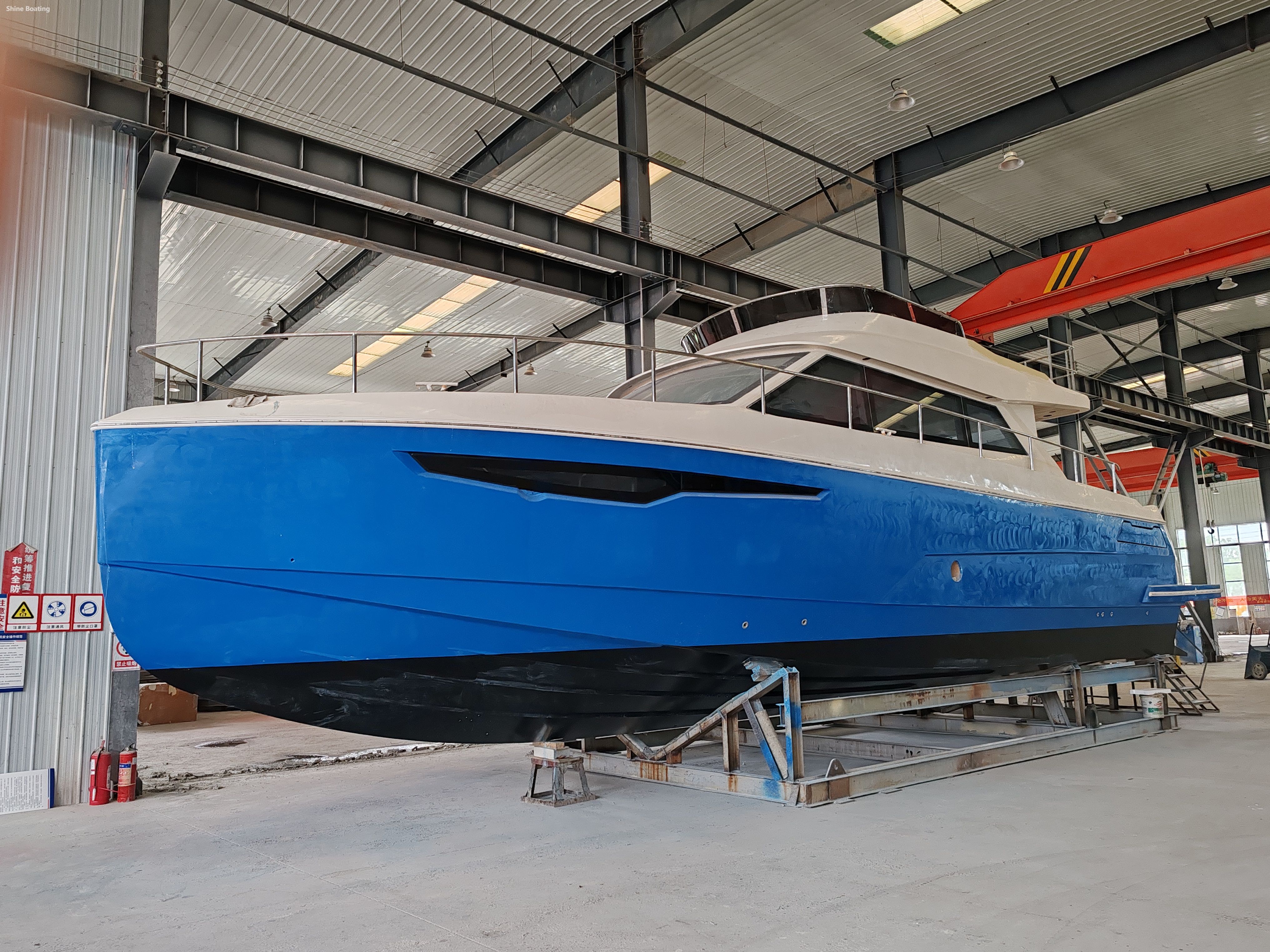 Yacht &agrave; fly de luxe de 52 pieds (11)