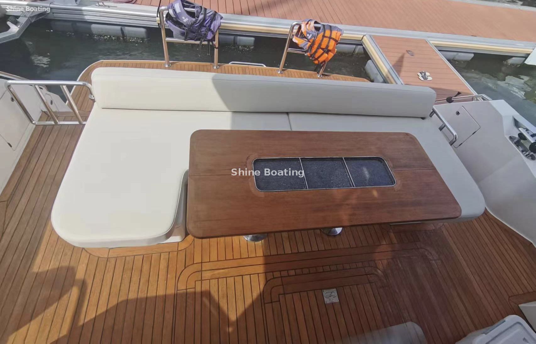 Yacht &agrave; fly de luxe de 52 pieds (15)